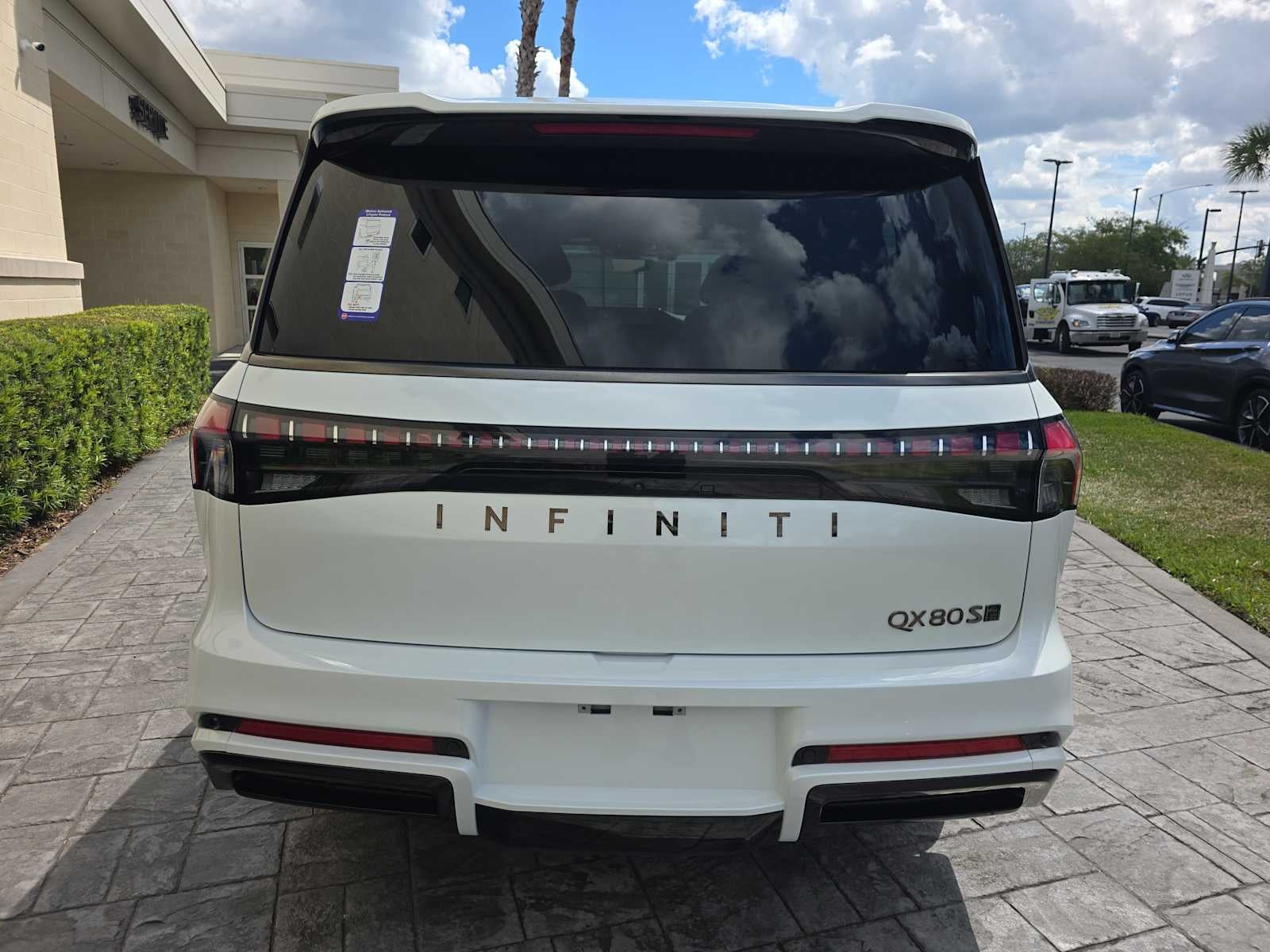 2026 INFINITI QX80 SPORT