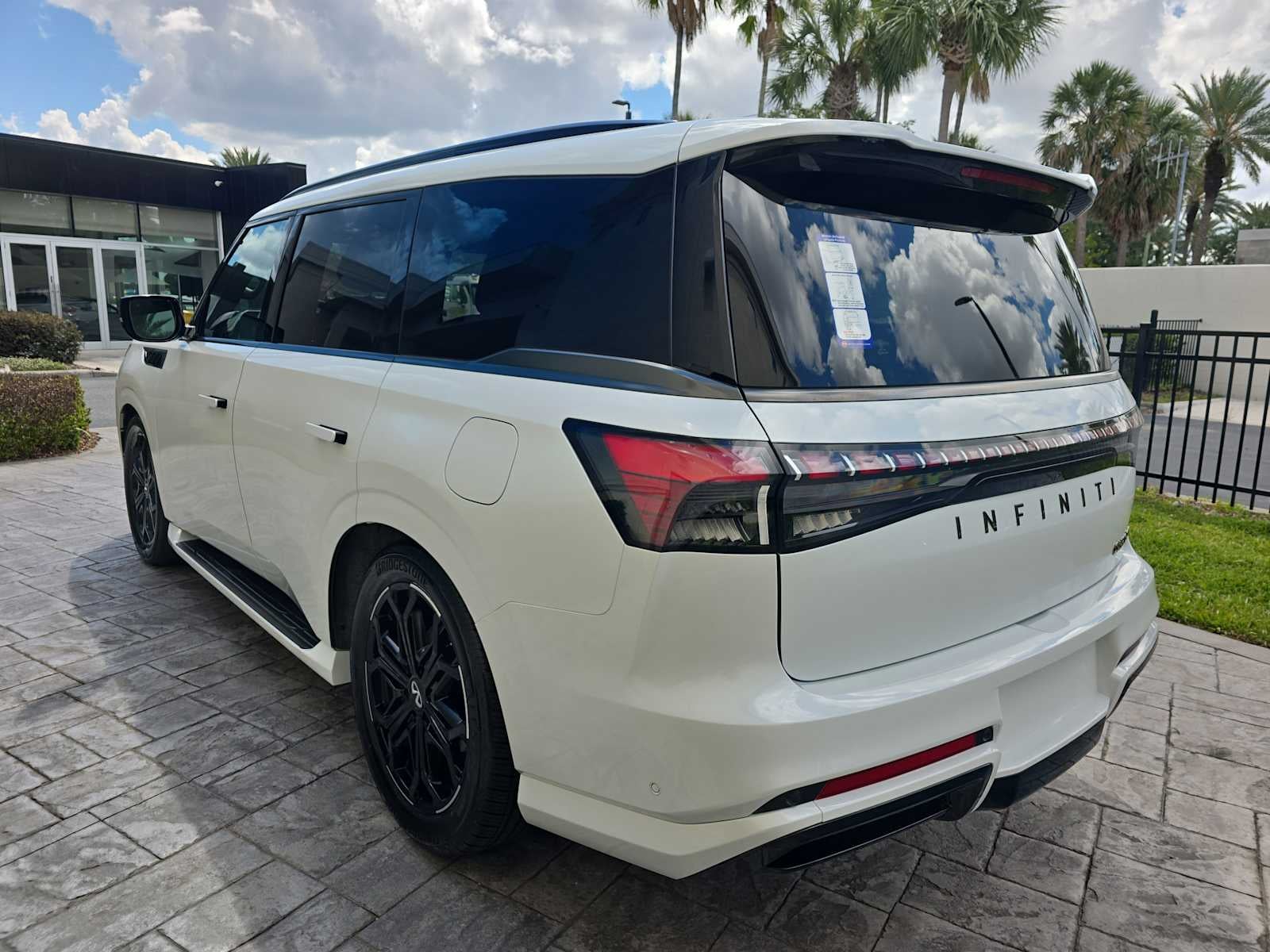 2026 INFINITI QX80 SPORT