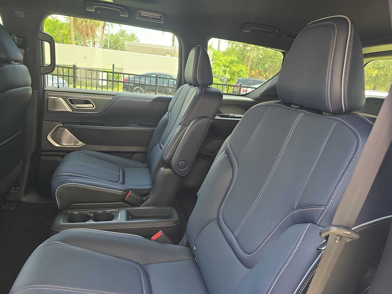 2027 INFINITI QX80 SPORT