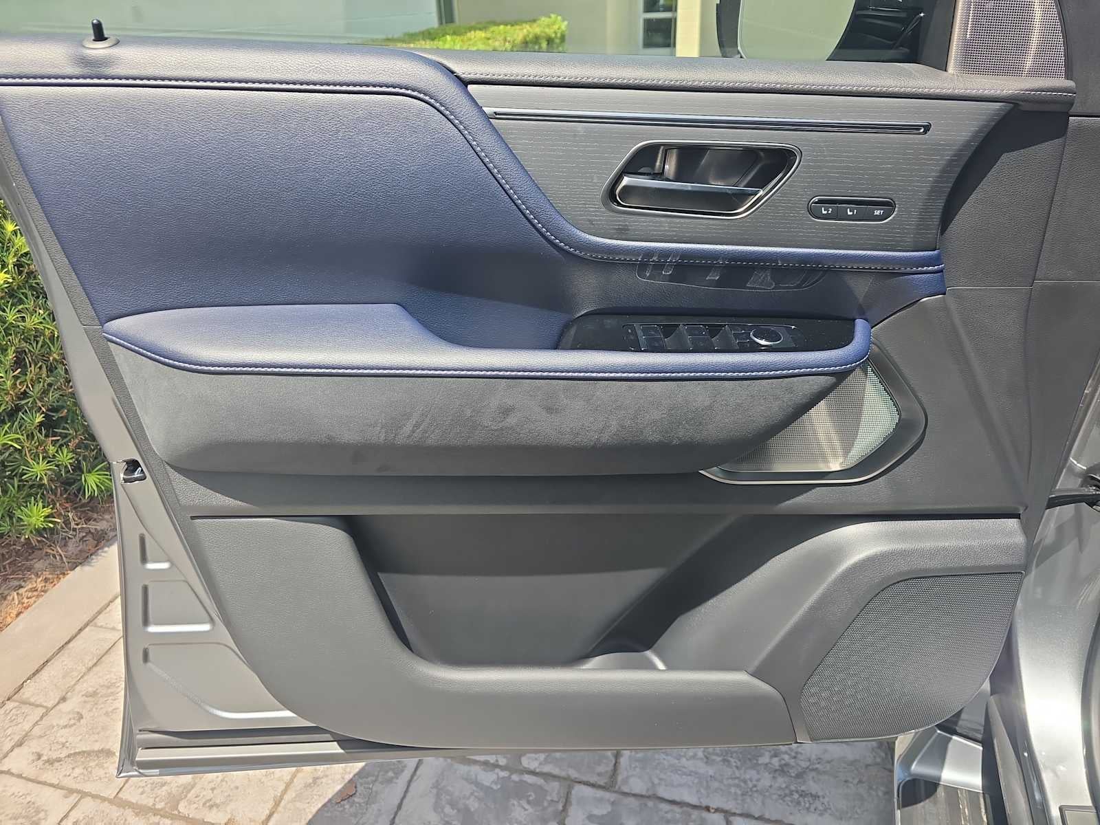 2027 INFINITI QX80 SPORT
