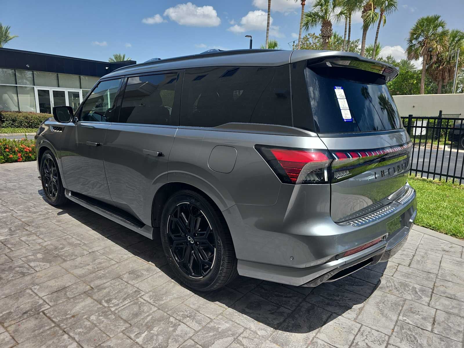 2027 INFINITI QX80 SPORT