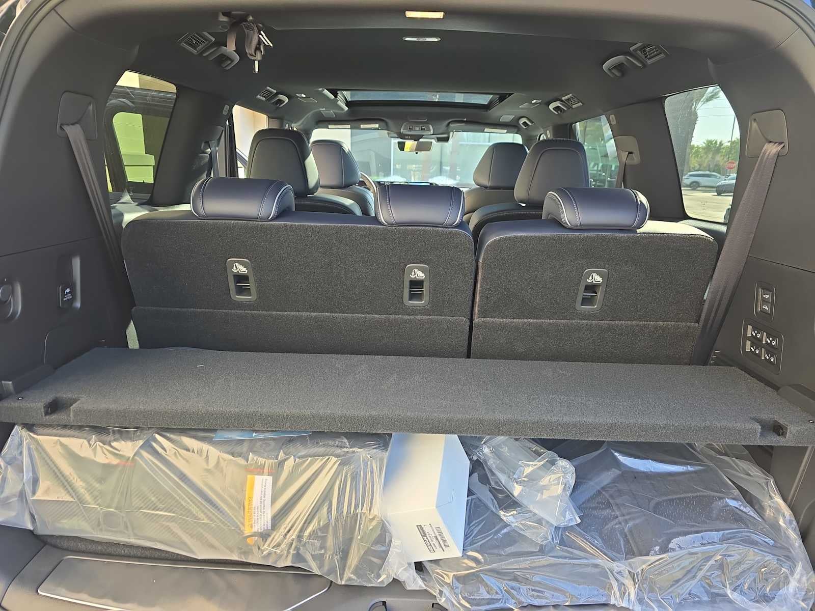 2026 INFINITI QX80 SPORT