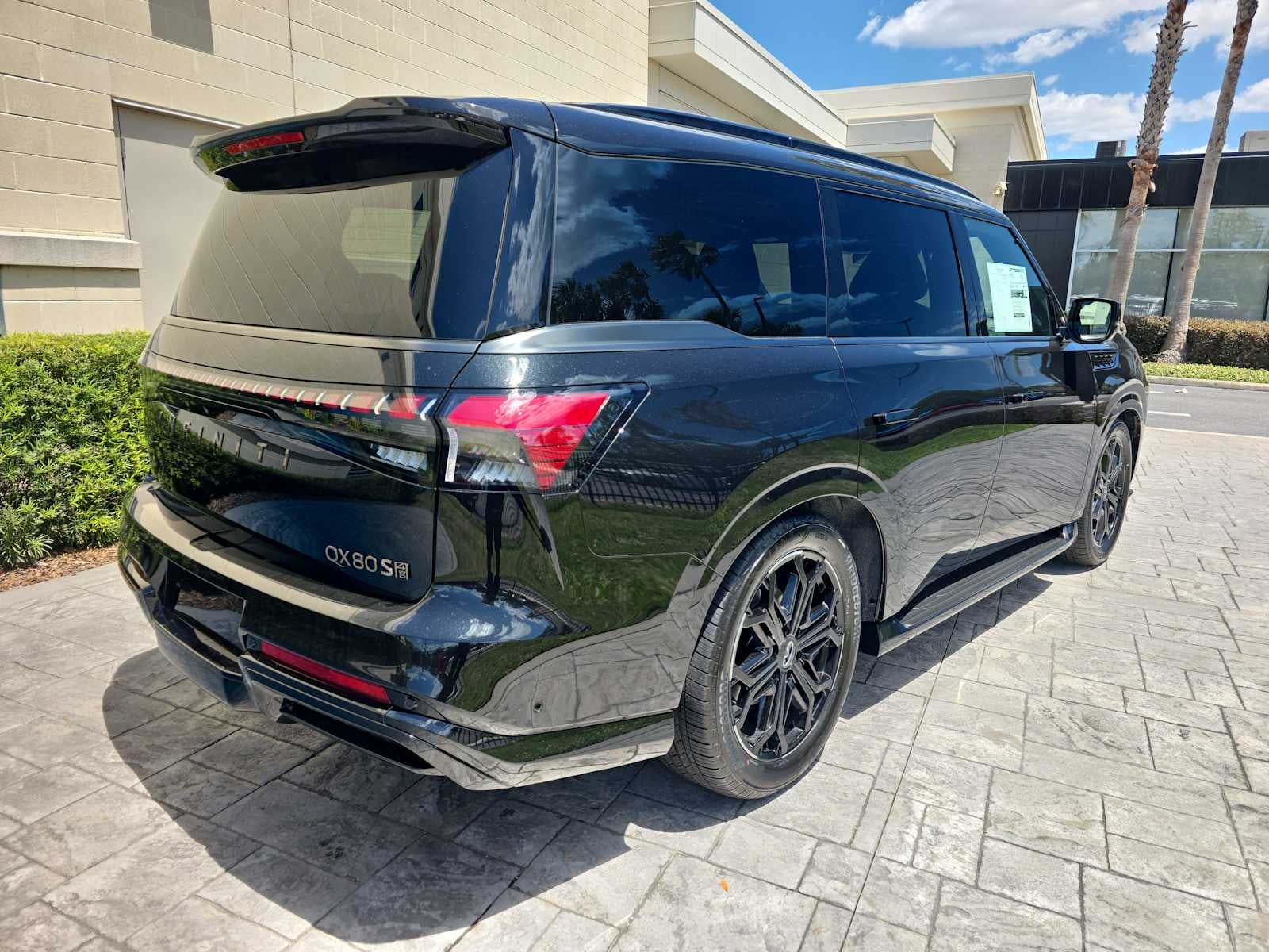 2026 INFINITI QX80 SPORT