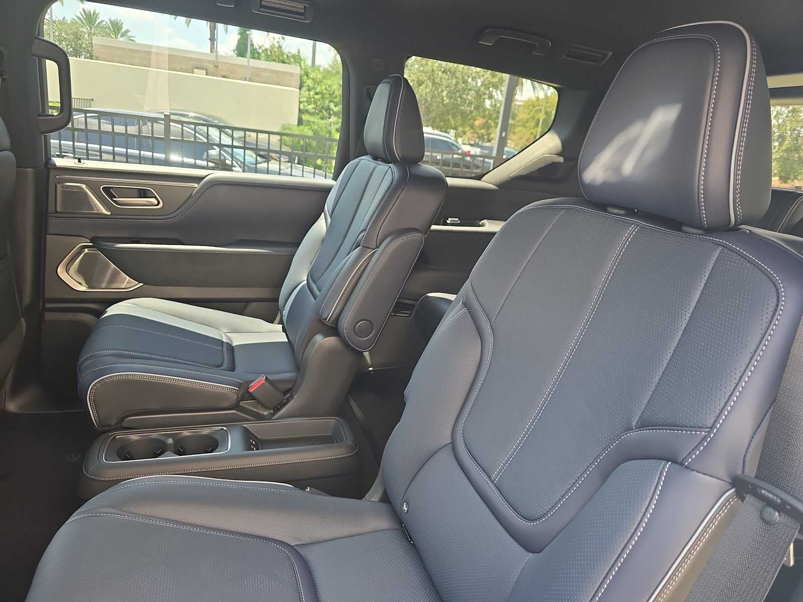2027 INFINITI QX80 SPORT
