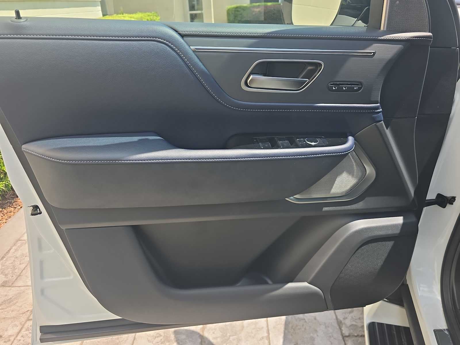 2027 INFINITI QX80 SPORT