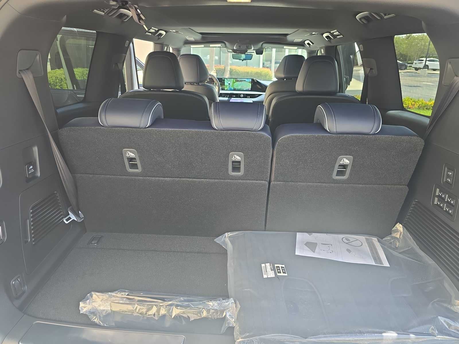 2027 INFINITI QX80 SPORT