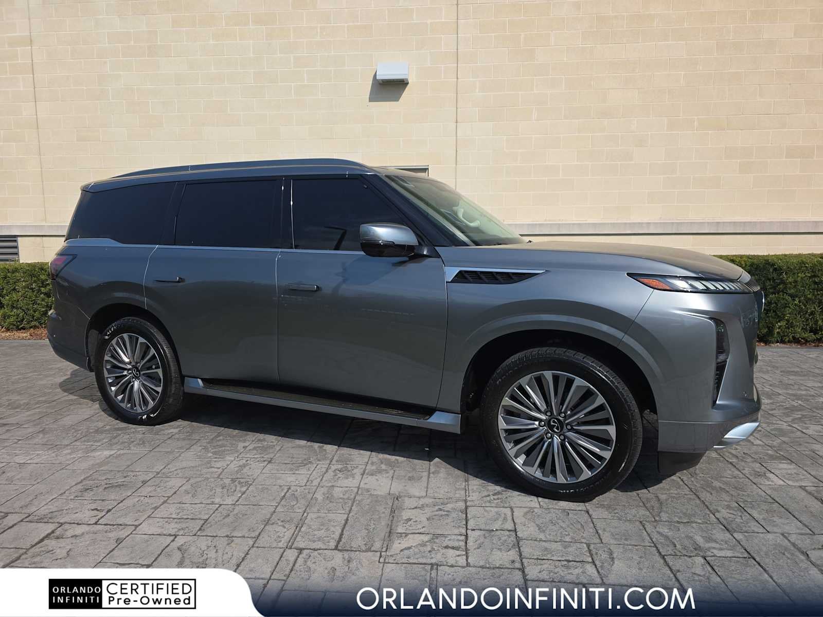 2025 INFINITI QX80 SENSORY
