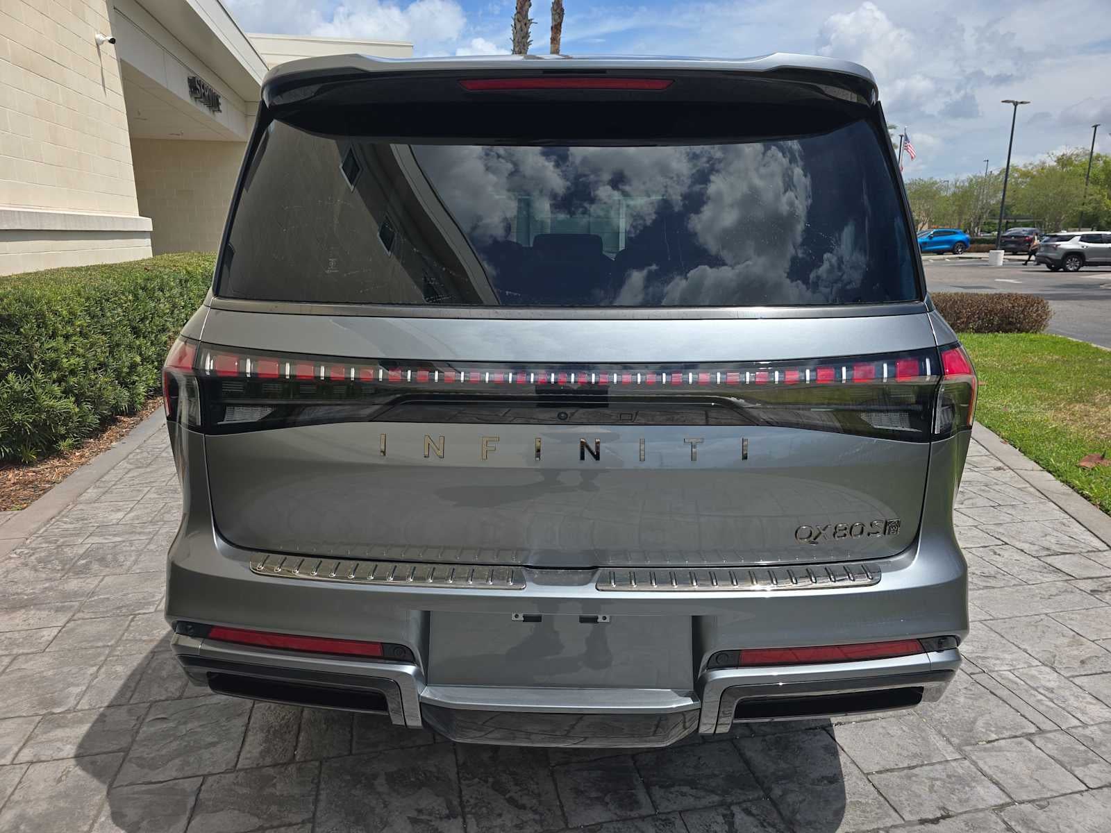 2026 INFINITI QX80 SPORT