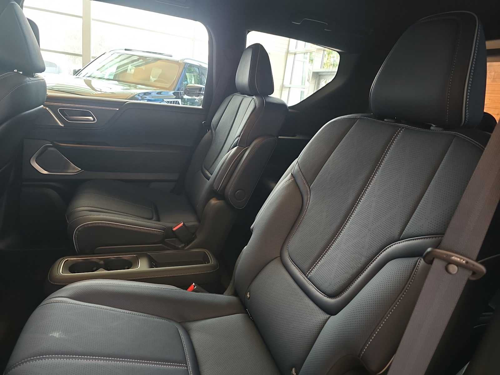 2027 INFINITI QX80 SPORT