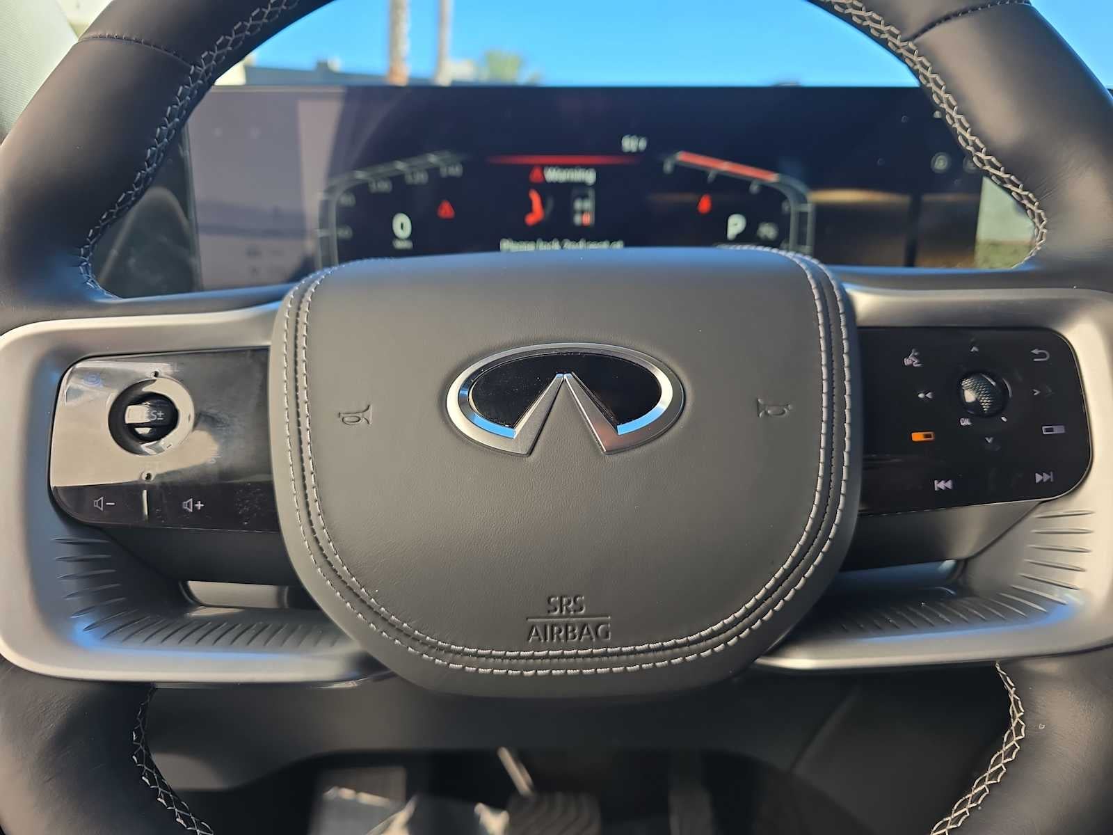 2025 INFINITI QX80 SENSORY