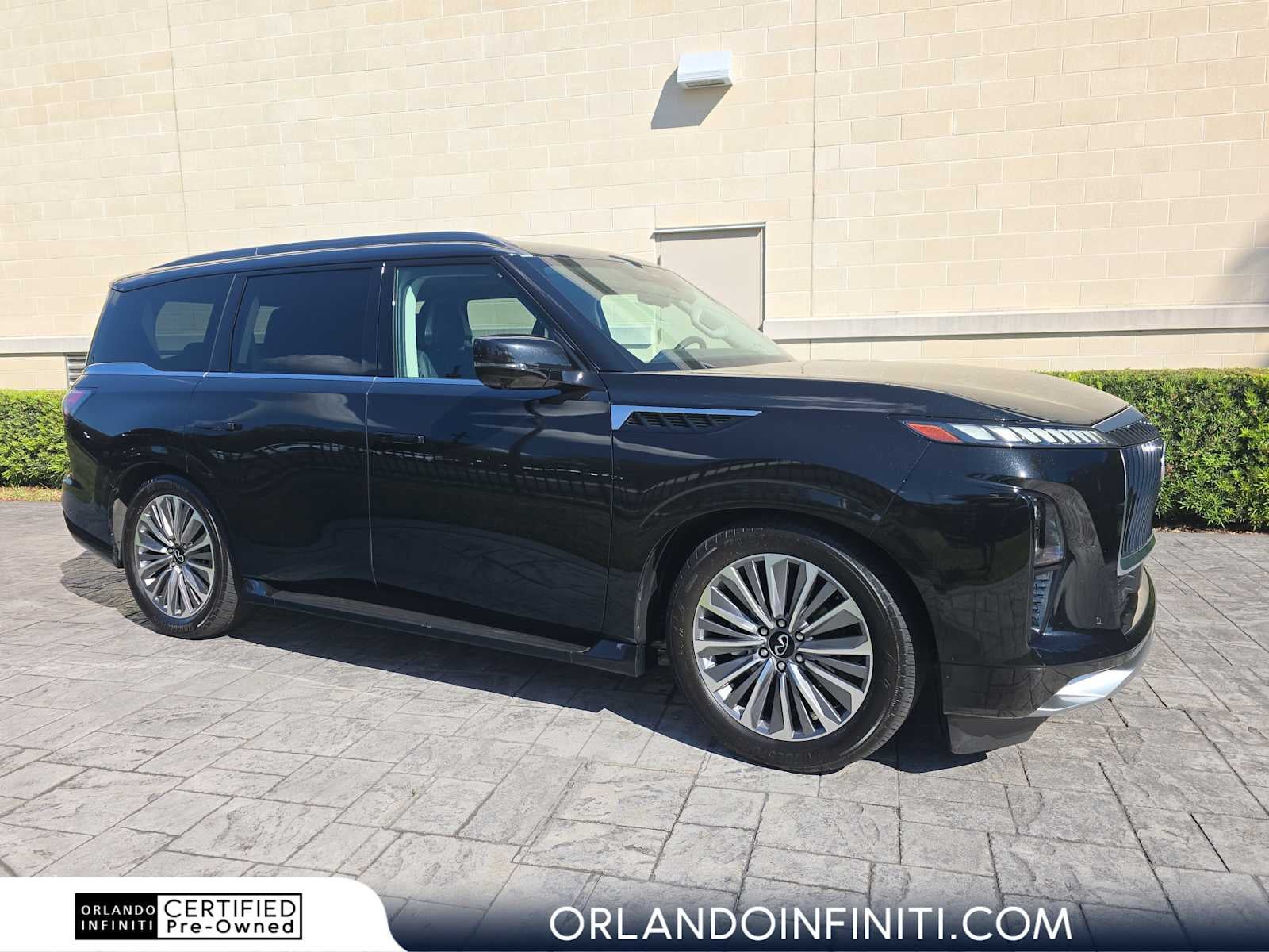 2025 INFINITI QX80 SENSORY
