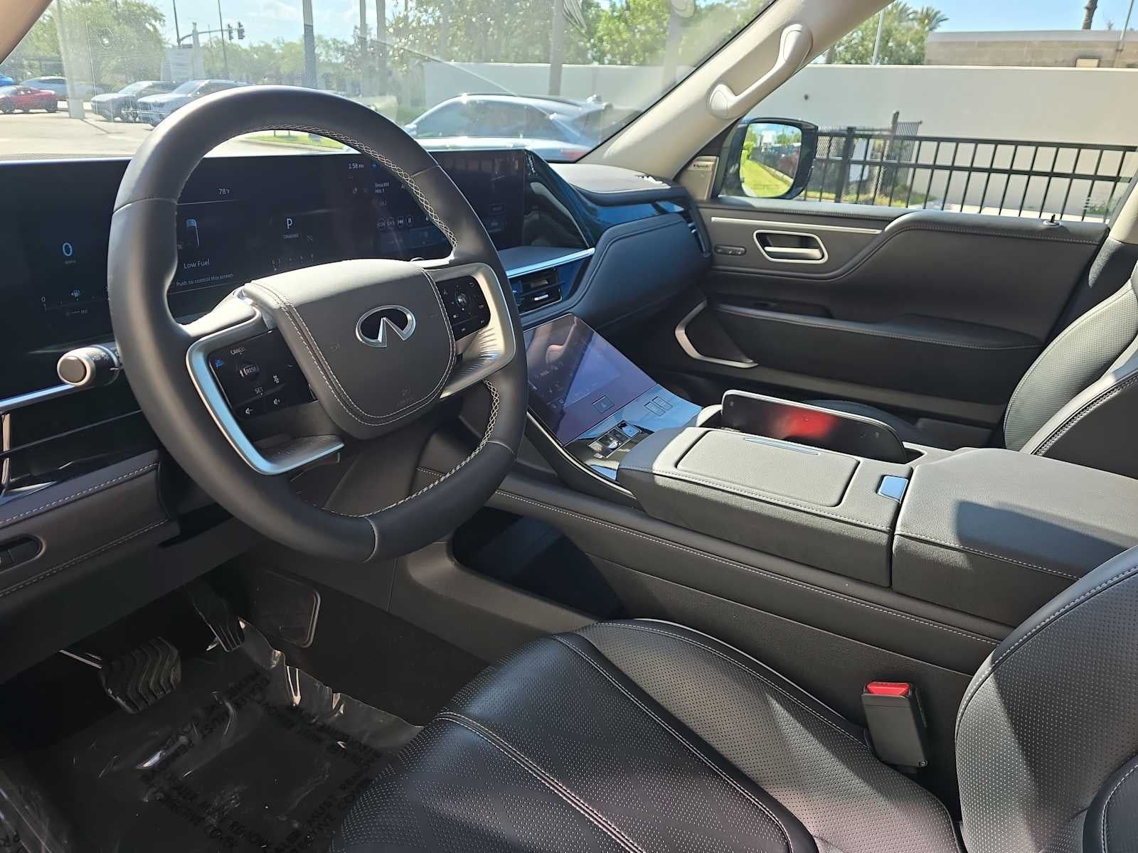 2025 INFINITI QX80 SENSORY