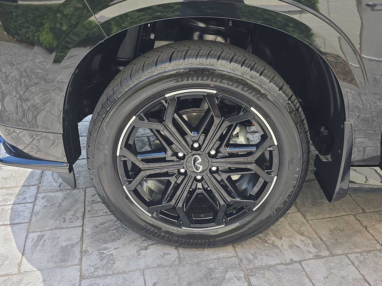 2026 INFINITI QX80 SPORT