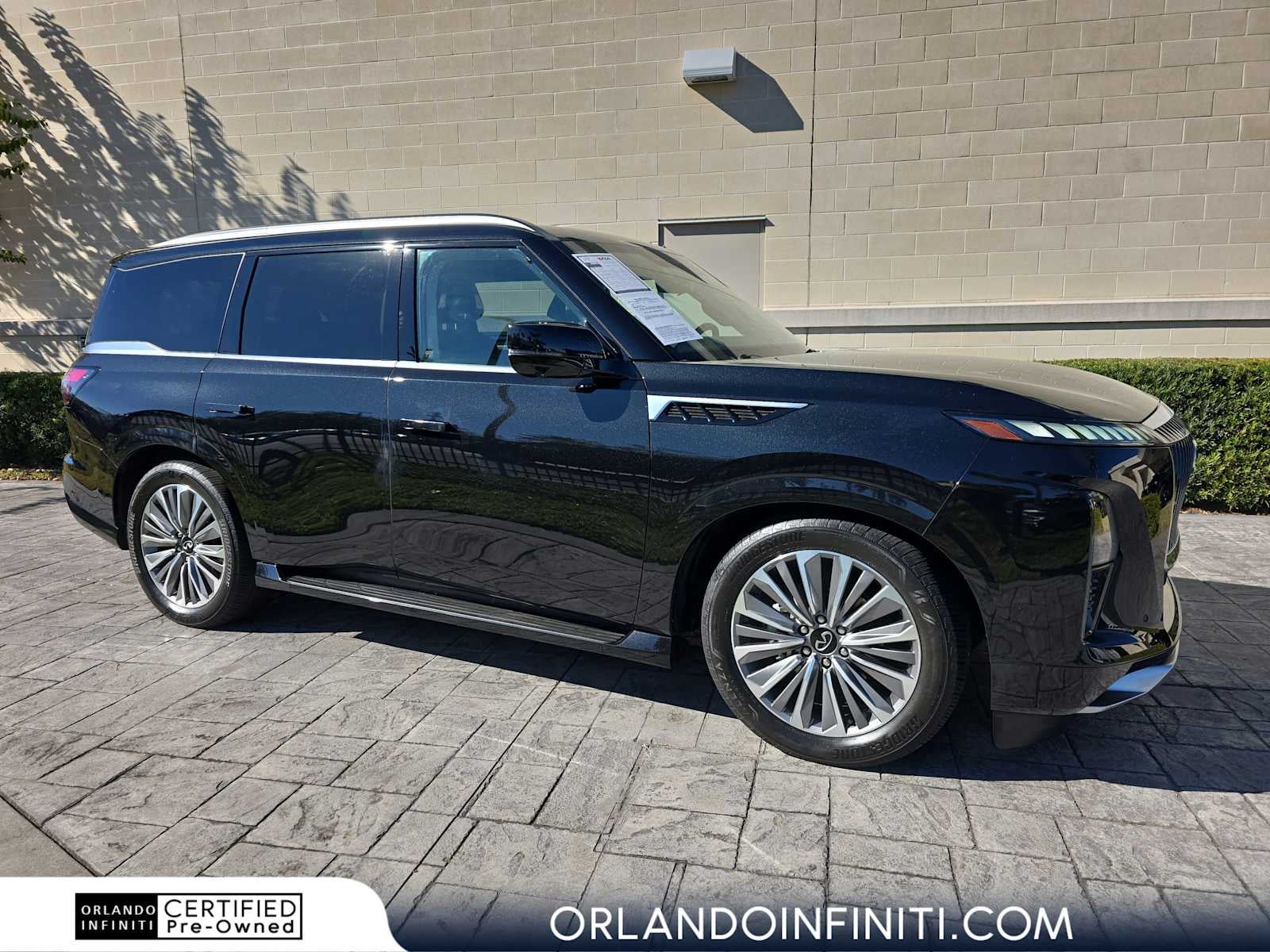 2025 INFINITI QX80 SENSORY