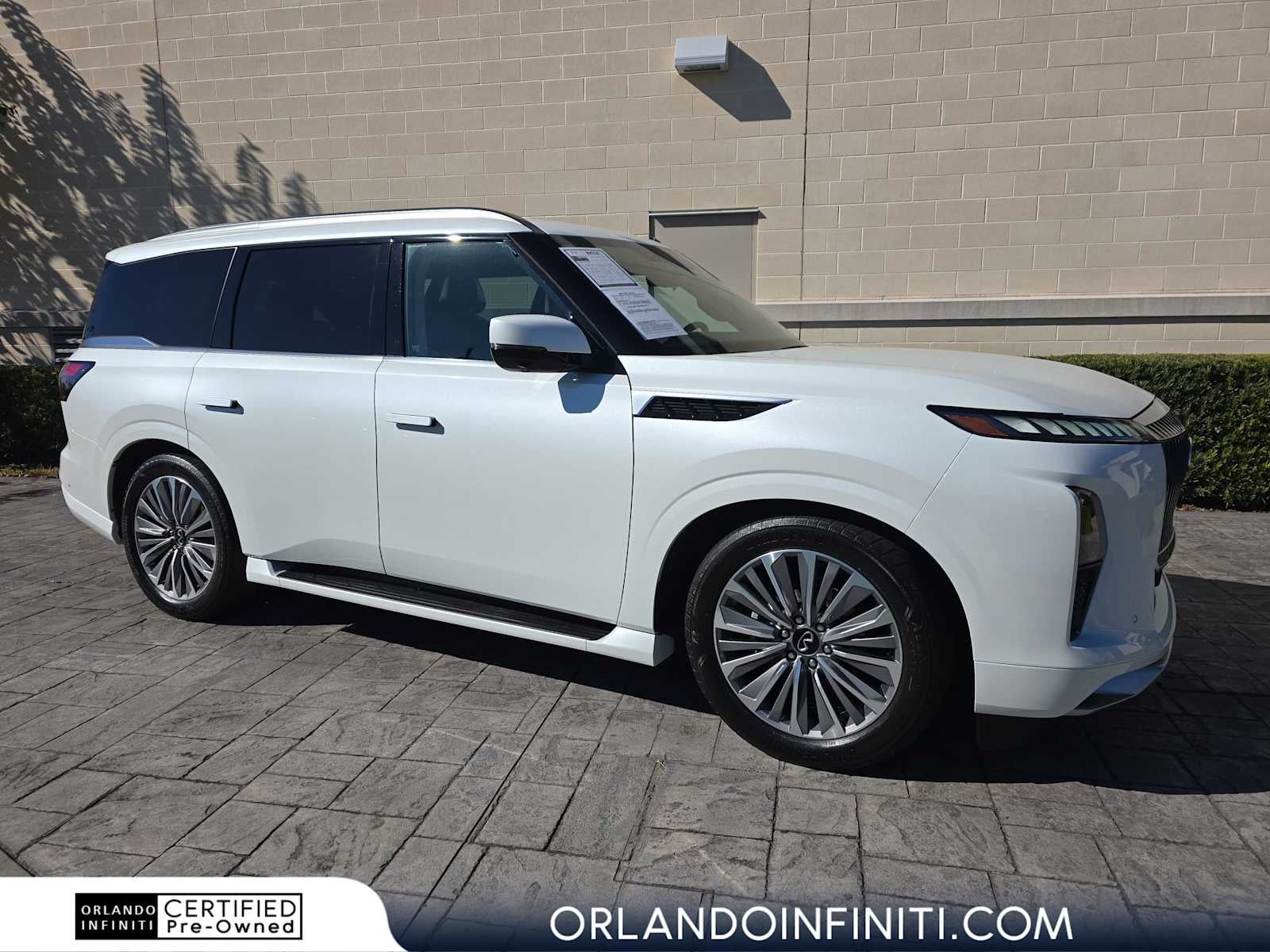 2025 INFINITI QX80 SENSORY