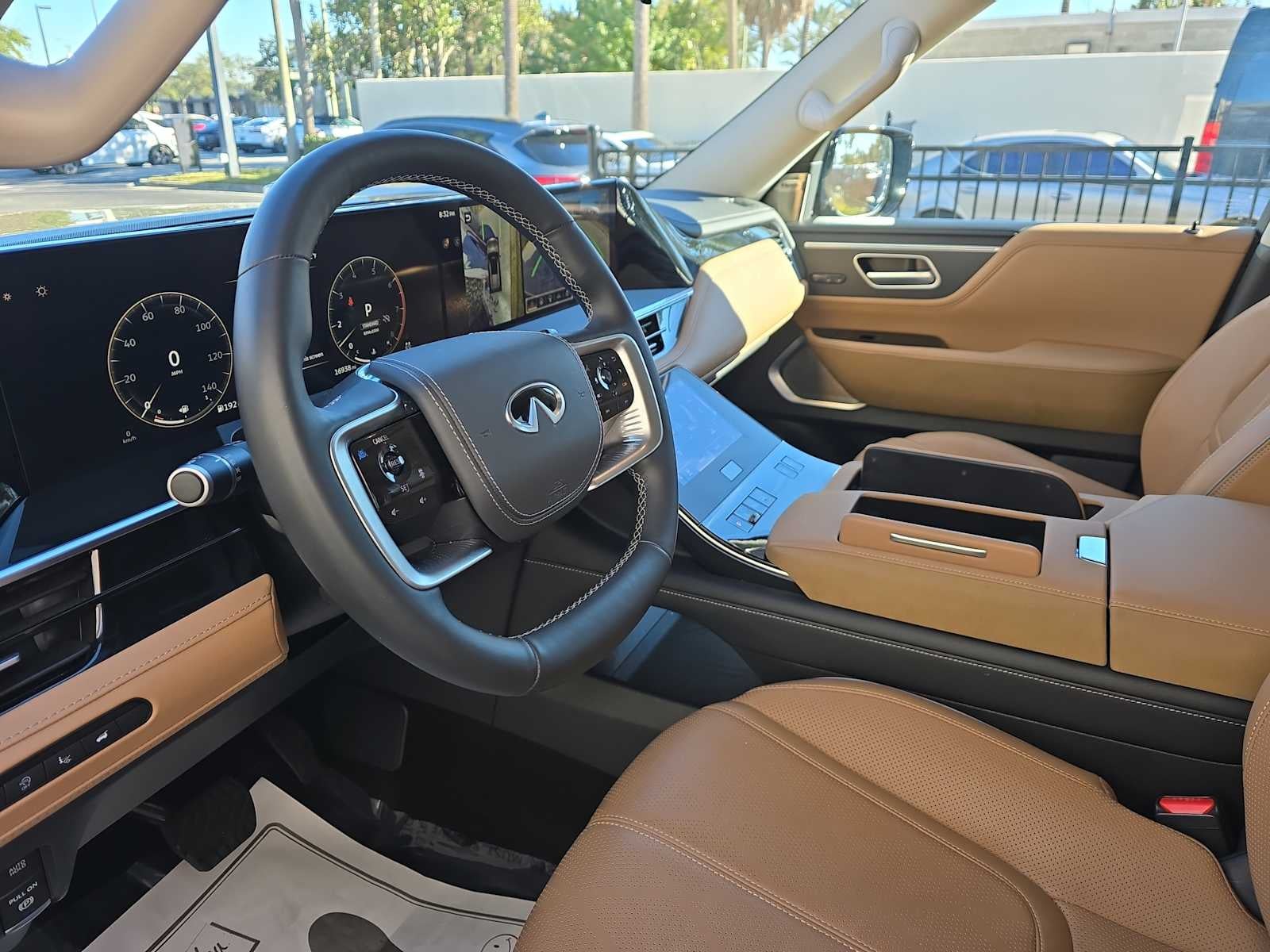2025 INFINITI QX80 SENSORY