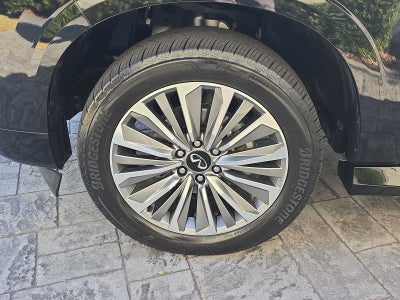 2025 INFINITI QX80 SENSORY