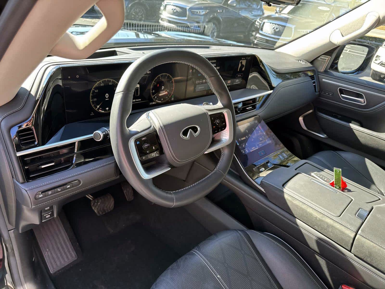 2025 INFINITI QX80 SENSORY