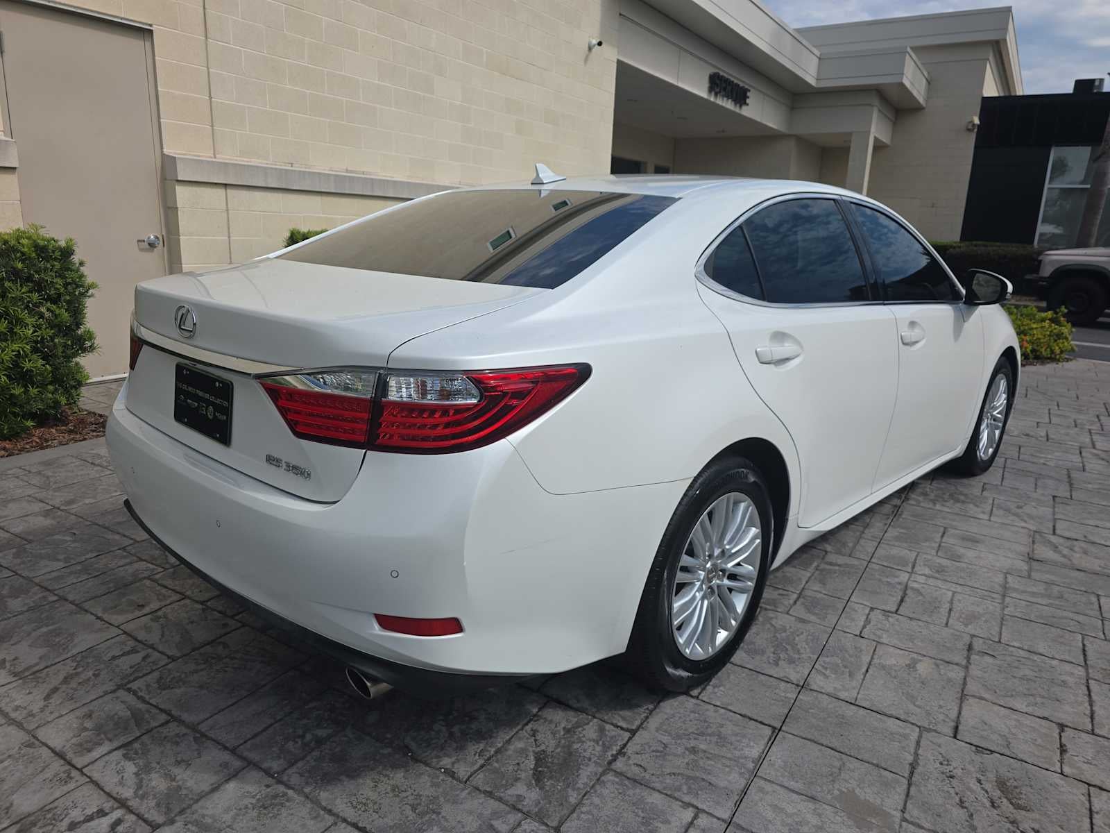 2014 Lexus ES 350 4dr Sdn