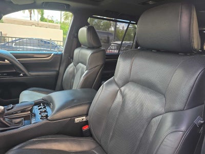 2020 Lexus LX 570 LX 570