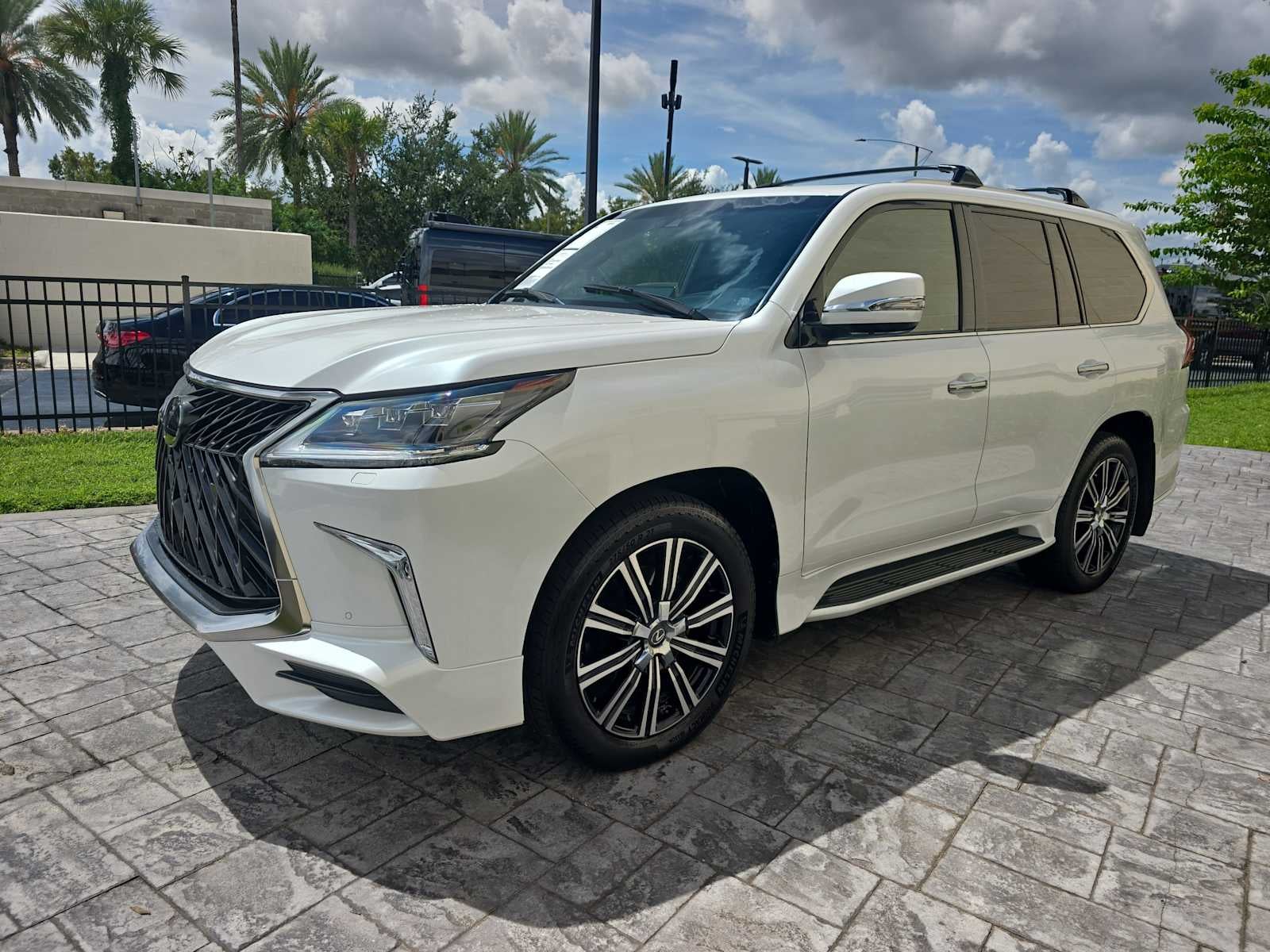 2020 Lexus LX 570 LX 570