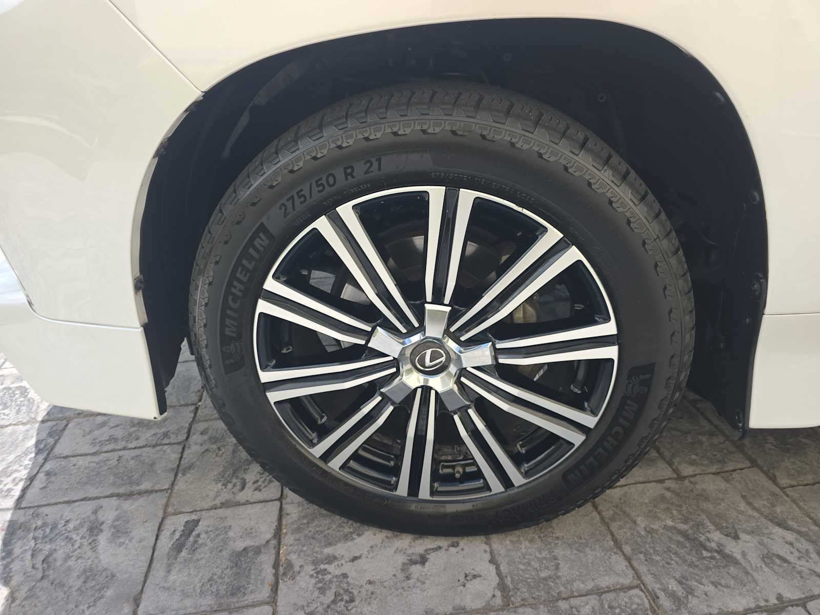 2020 Lexus LX 570 LX 570