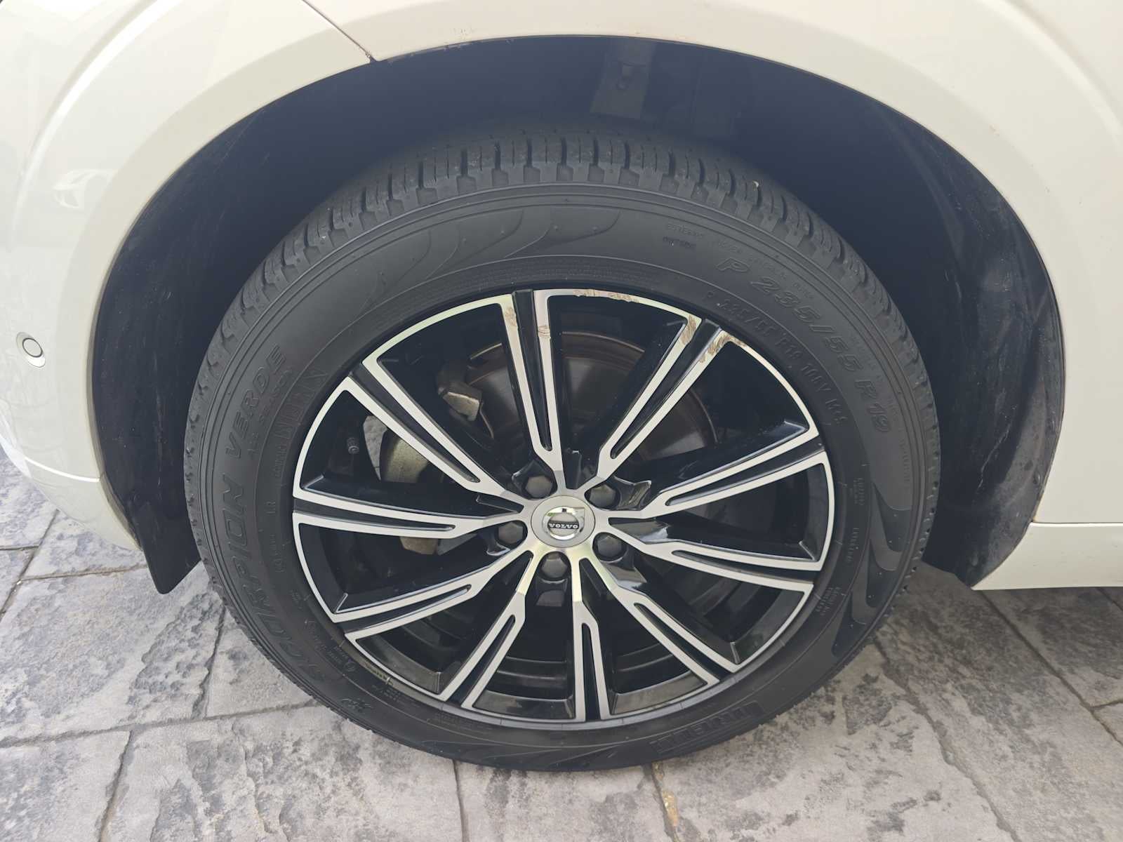 2019 Volvo XC60 Inscription