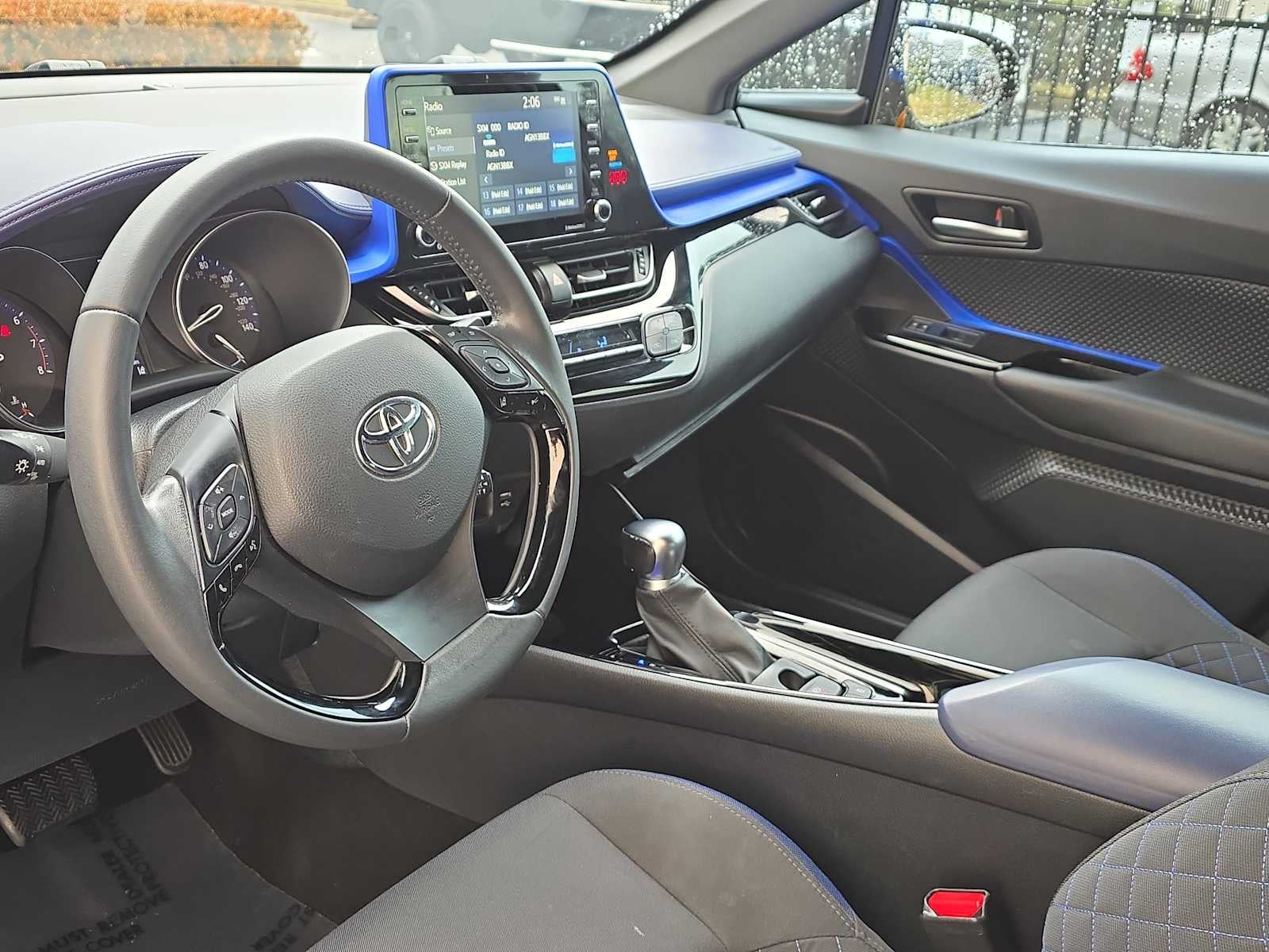 2022 Toyota C-HR XLE