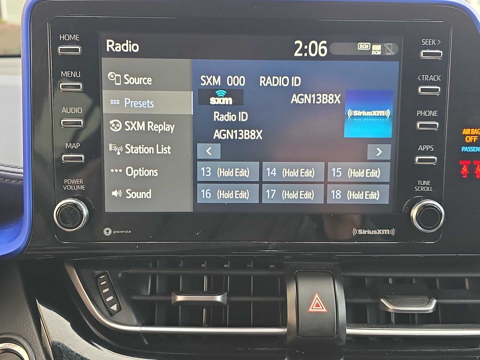 2022 Toyota C-HR XLE