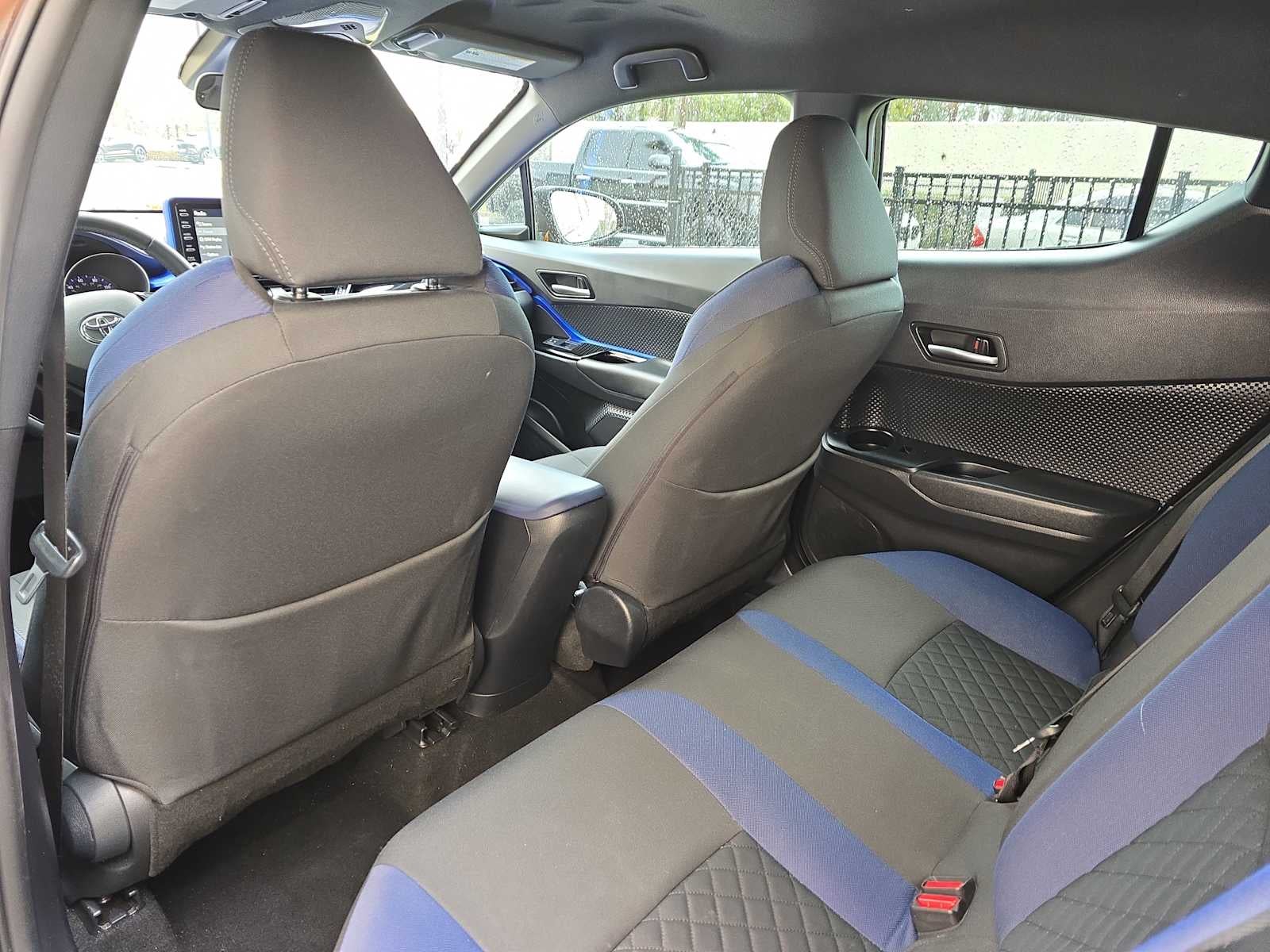 2022 Toyota C-HR XLE