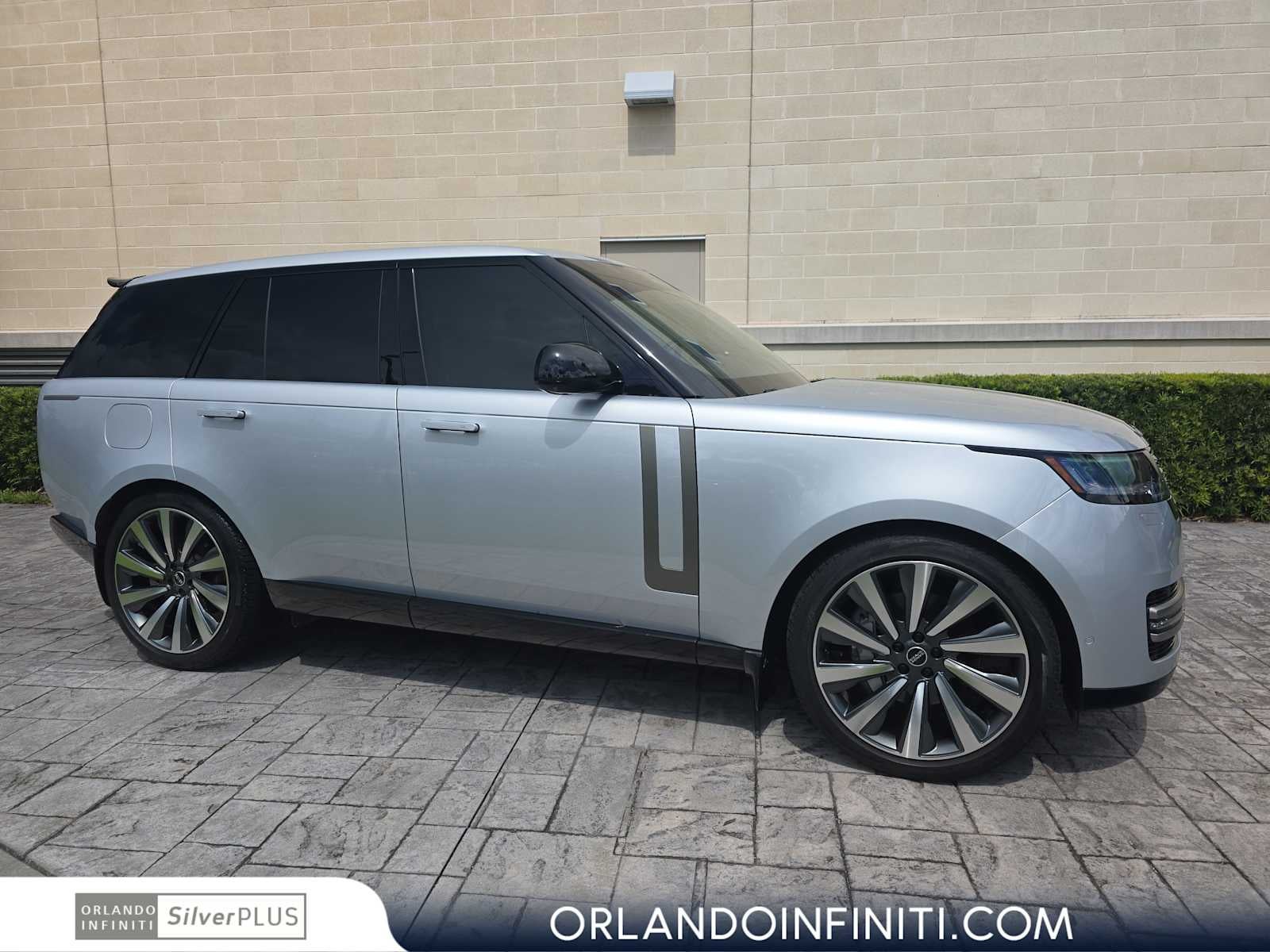 2025 Land Rover Range Rover