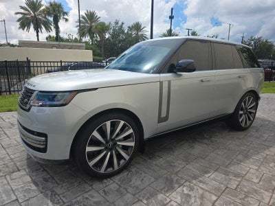 2025 Land Rover Range Rover SE