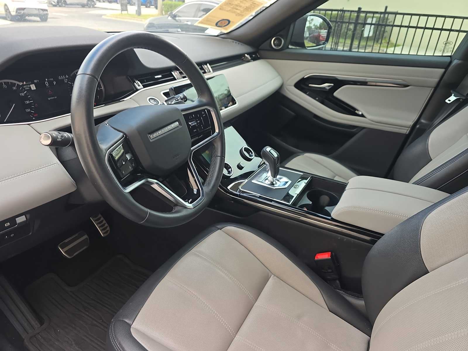 2023 Land Rover Range Rover Evoque R-Dynamic SE