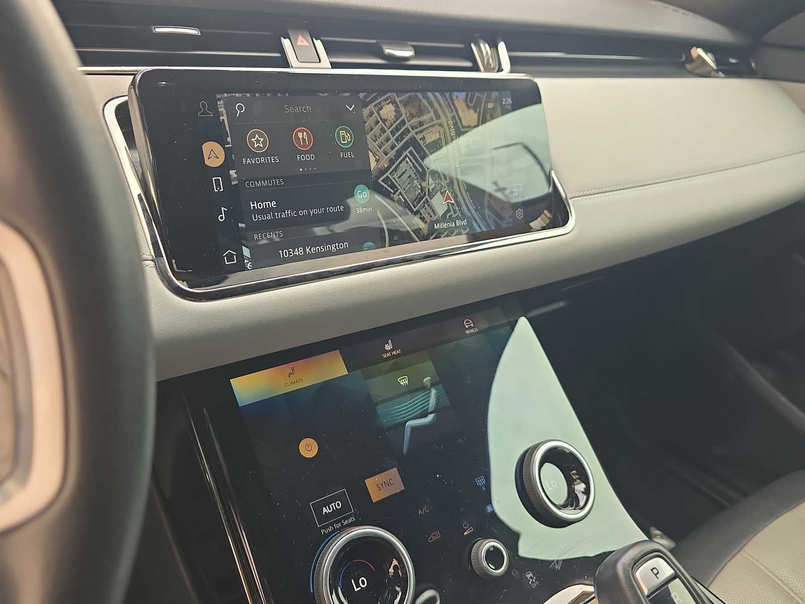 2023 Land Rover Range Rover Evoque R-Dynamic SE