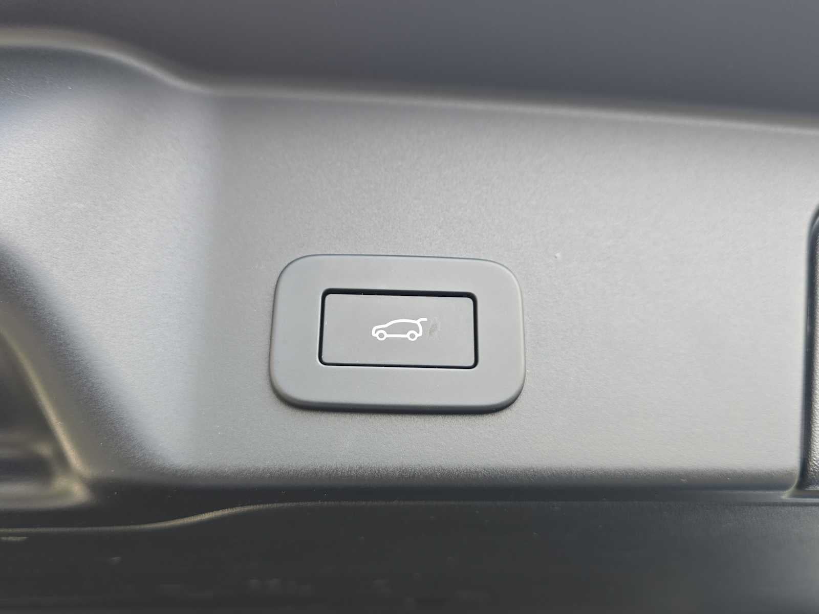 2023 Land Rover Range Rover Evoque R-Dynamic SE