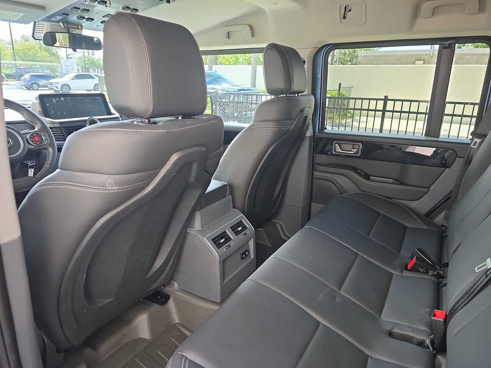 2024 INEOS Grenadier Station Wagon 4x4