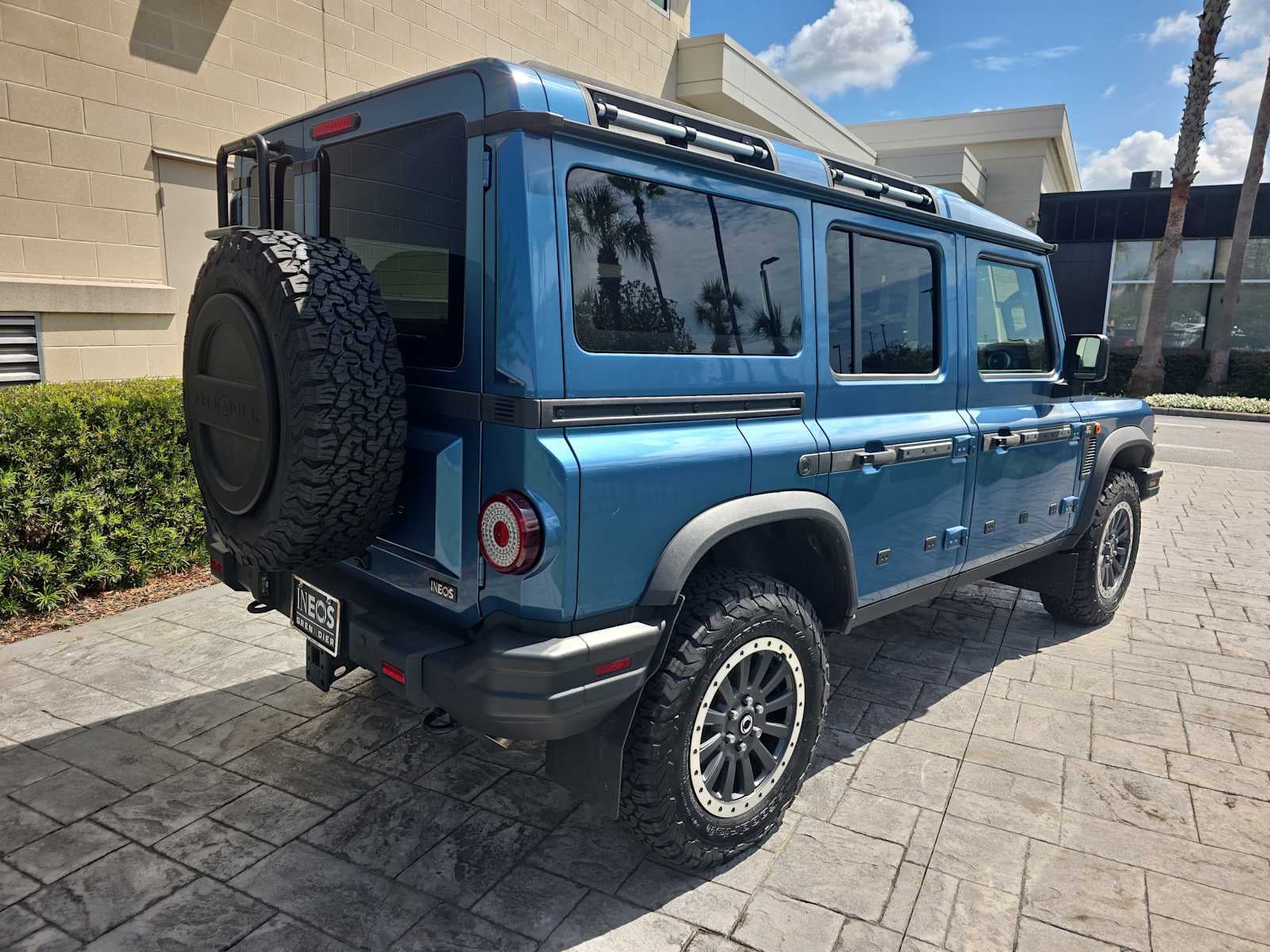 2024 INEOS Grenadier Station Wagon 4x4