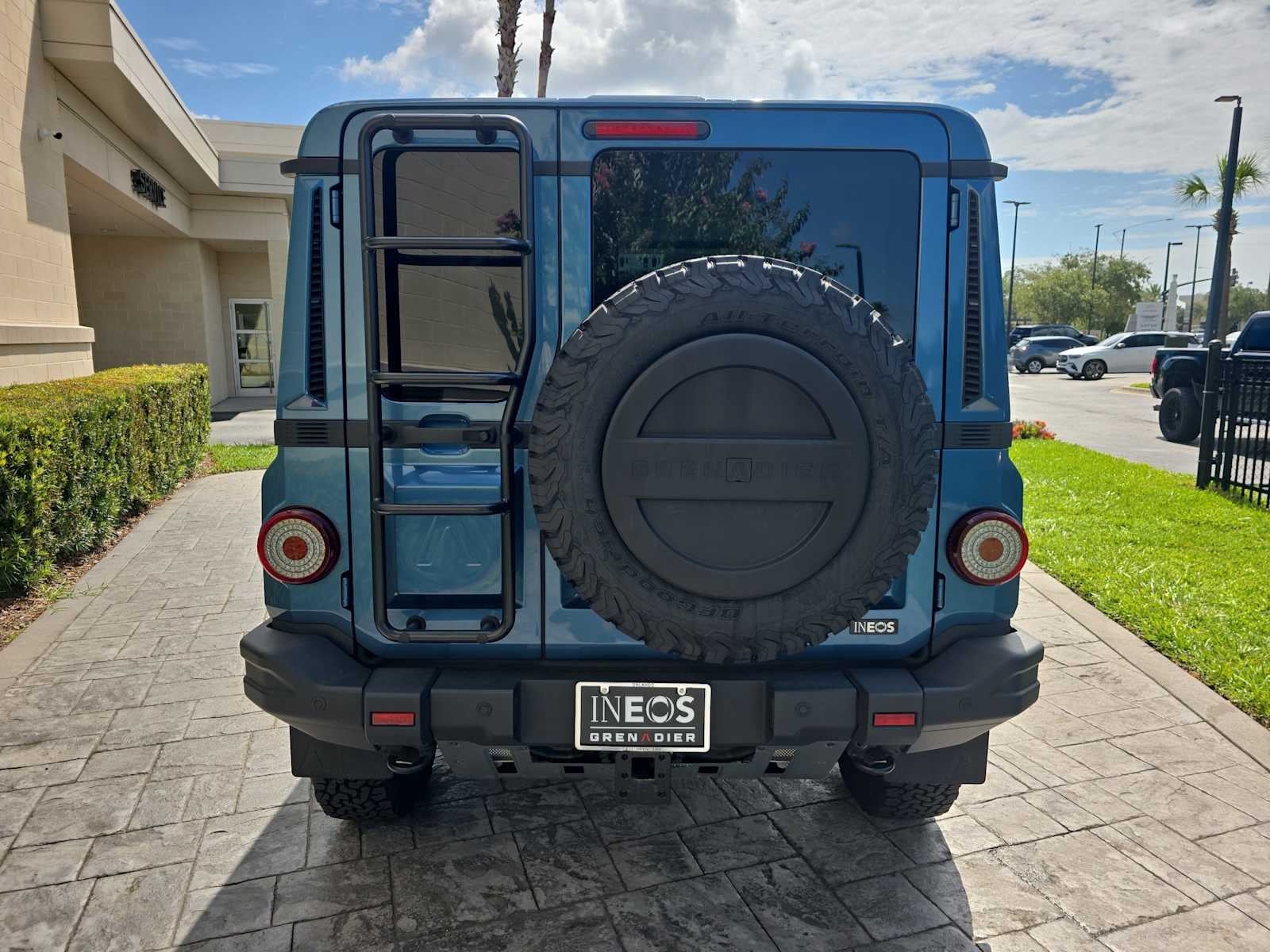 2024 INEOS Grenadier Station Wagon 4x4