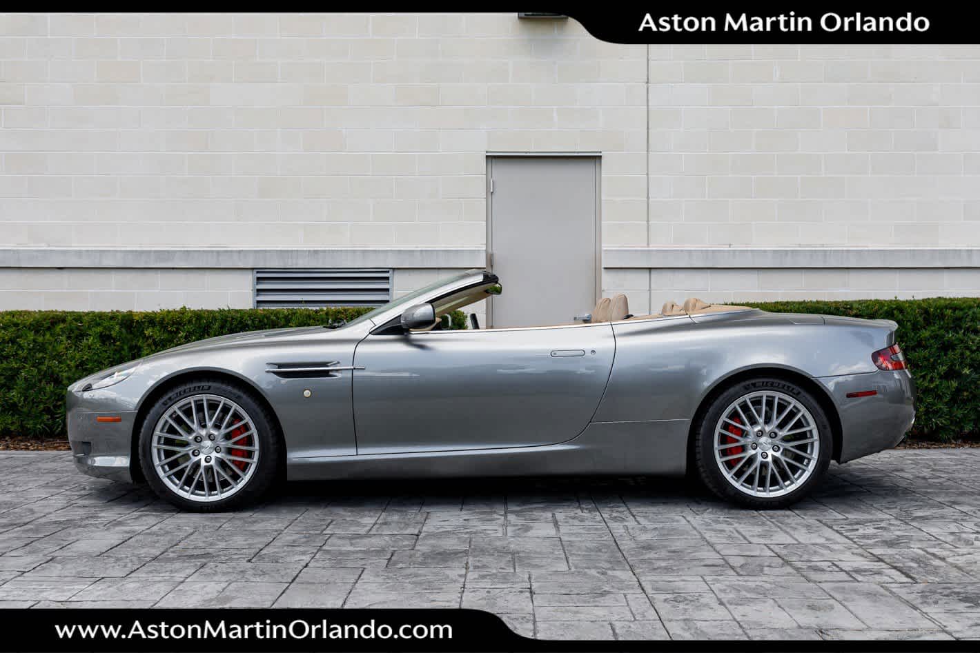 2009 Aston Martin DB9 2dr Volante Auto