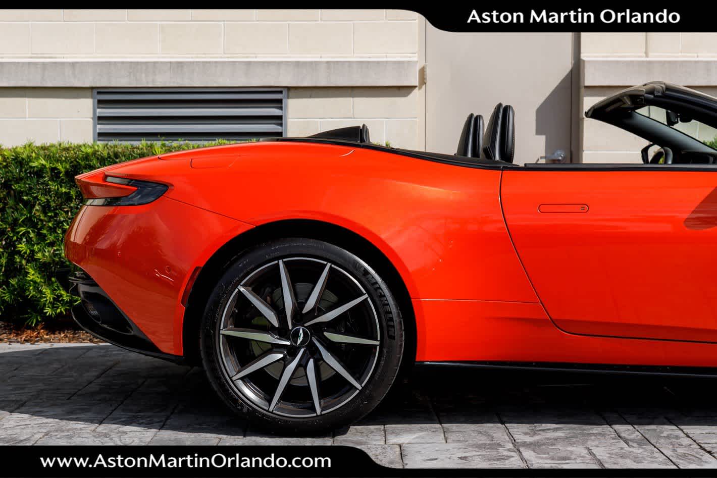 2020 Aston Martin DB11 Volante