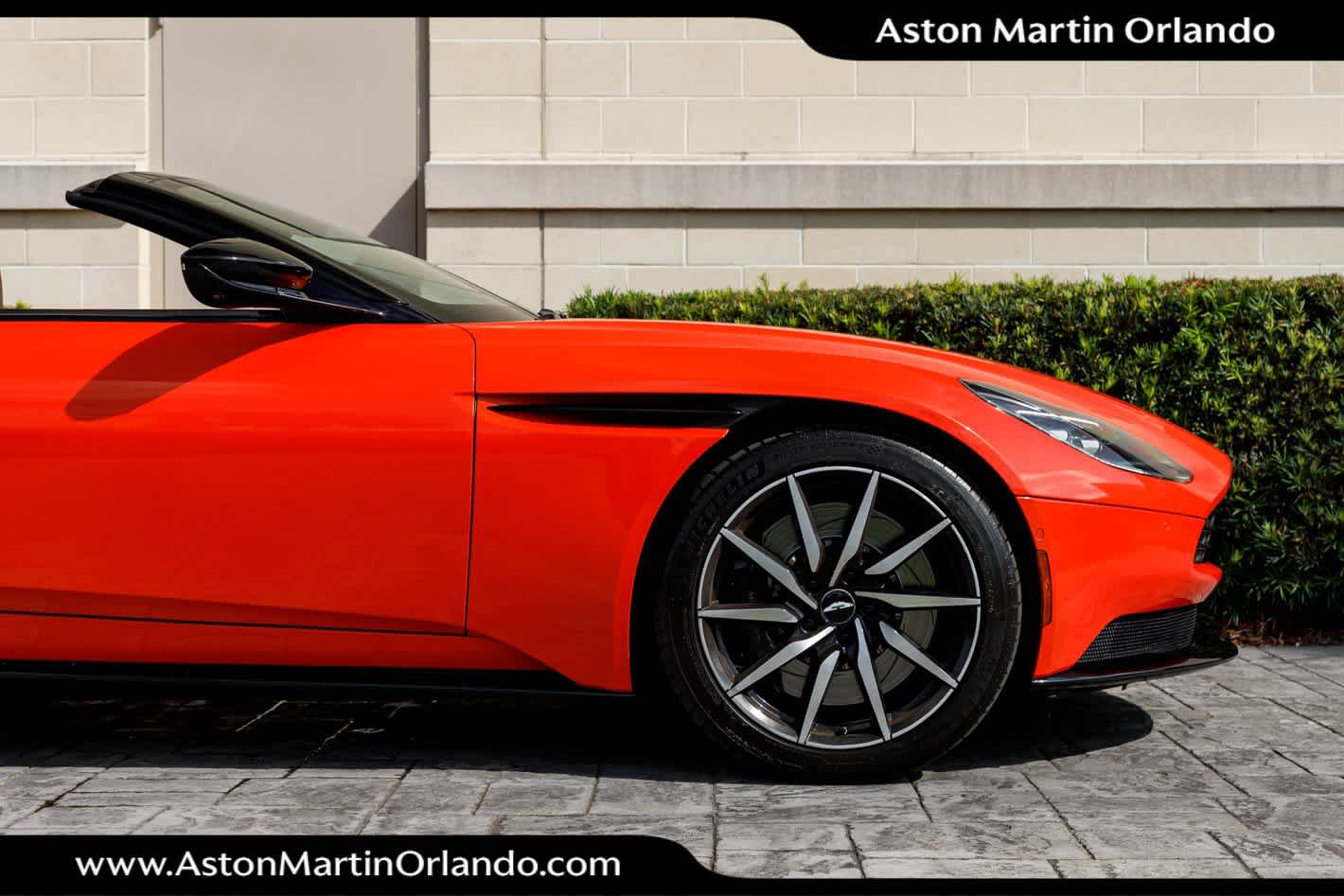 2020 Aston Martin DB11 Volante
