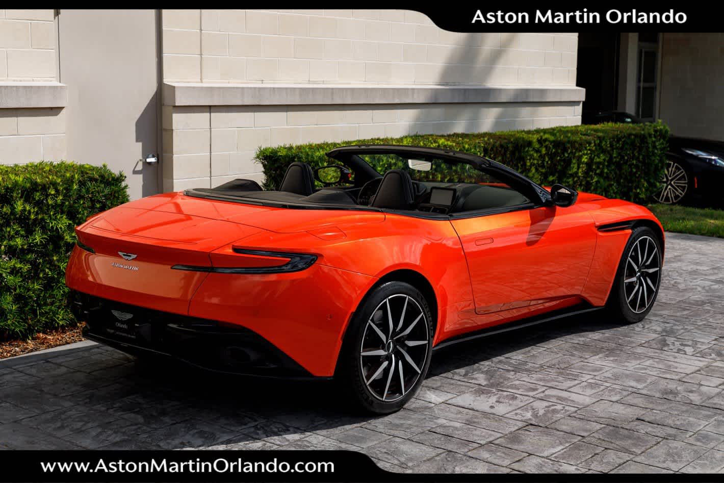 2020 Aston Martin DB11 Volante