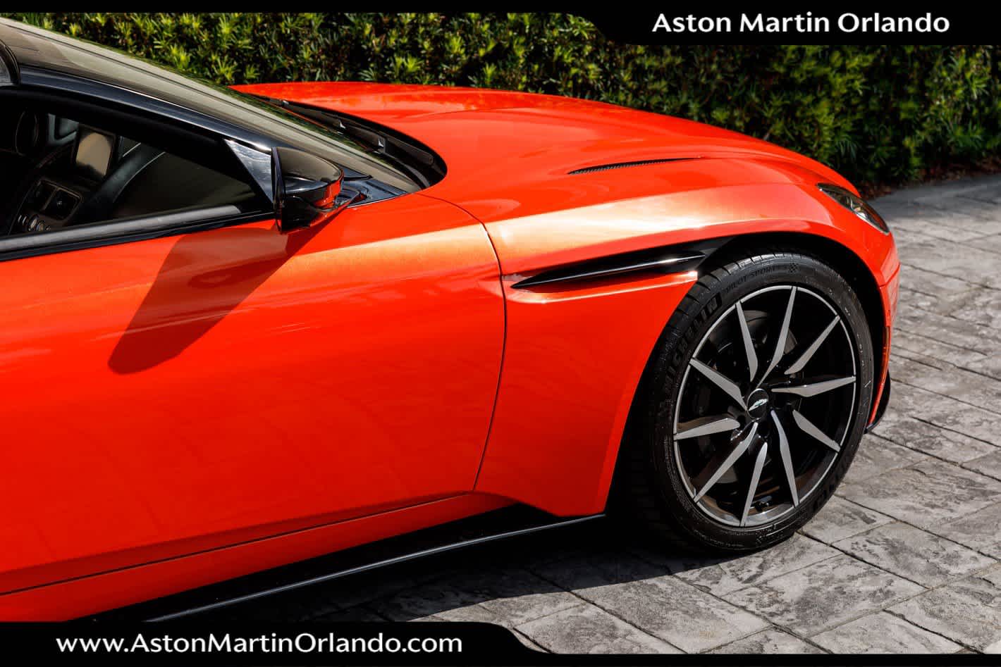 2020 Aston Martin DB11 Volante
