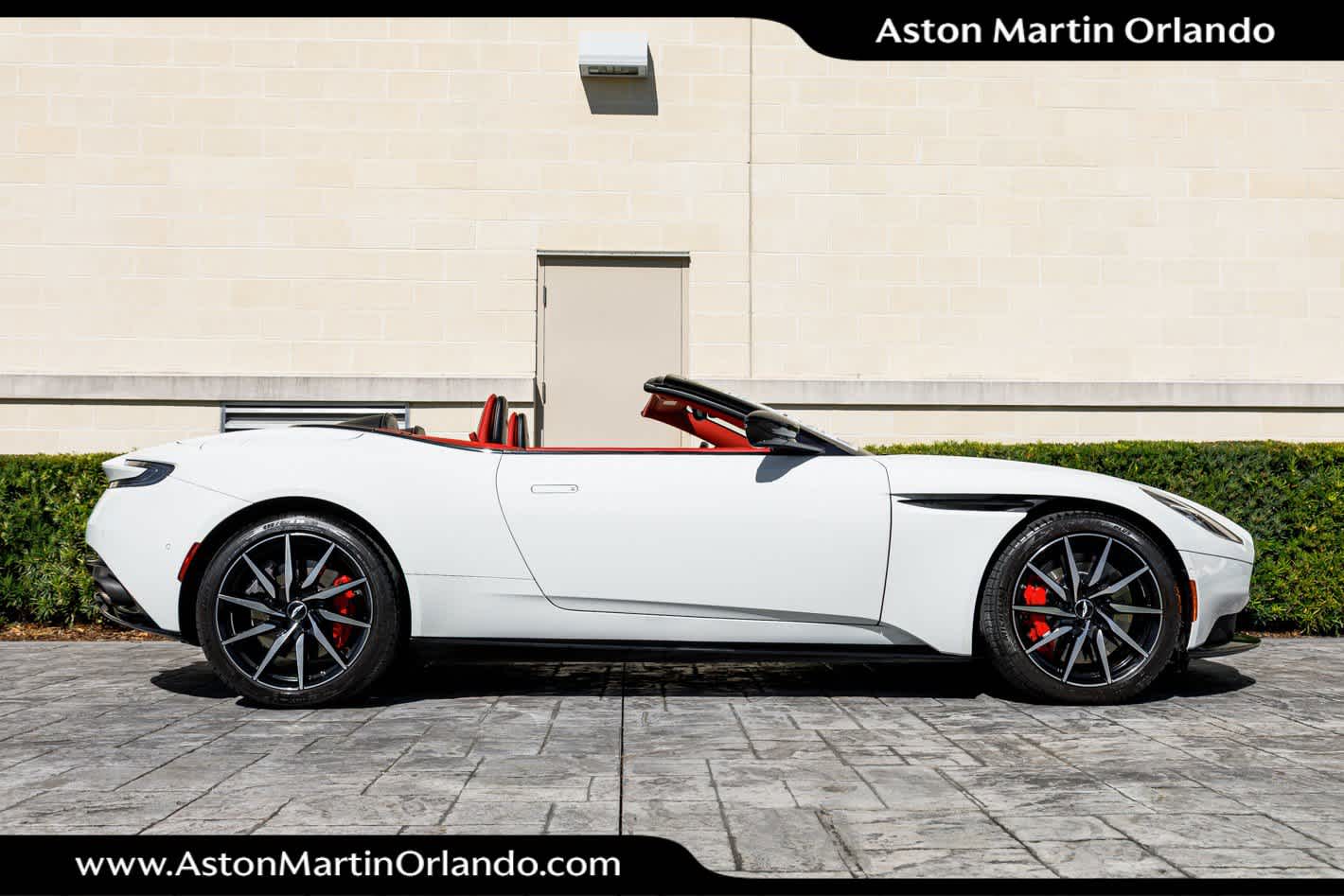 2019 Aston Martin DB11 Volante