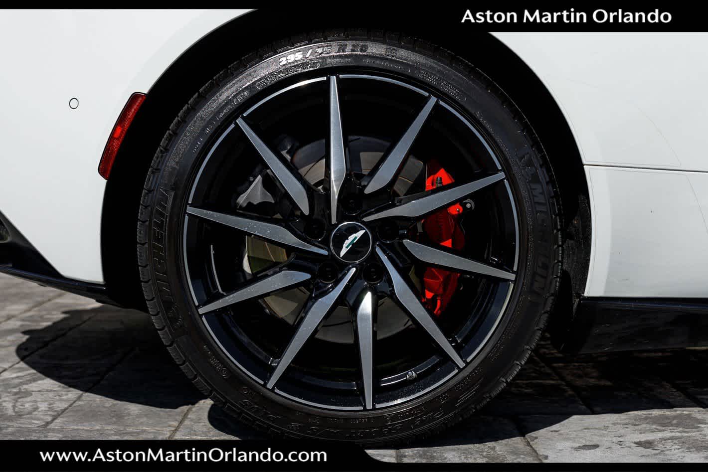 2019 Aston Martin DB11 Volante