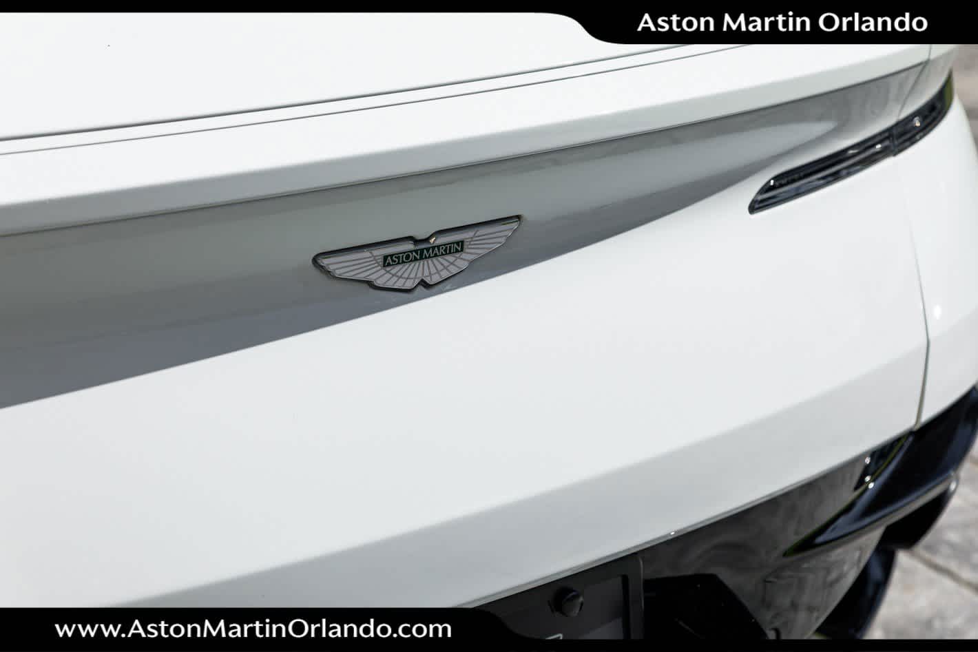 2019 Aston Martin DB11 Volante