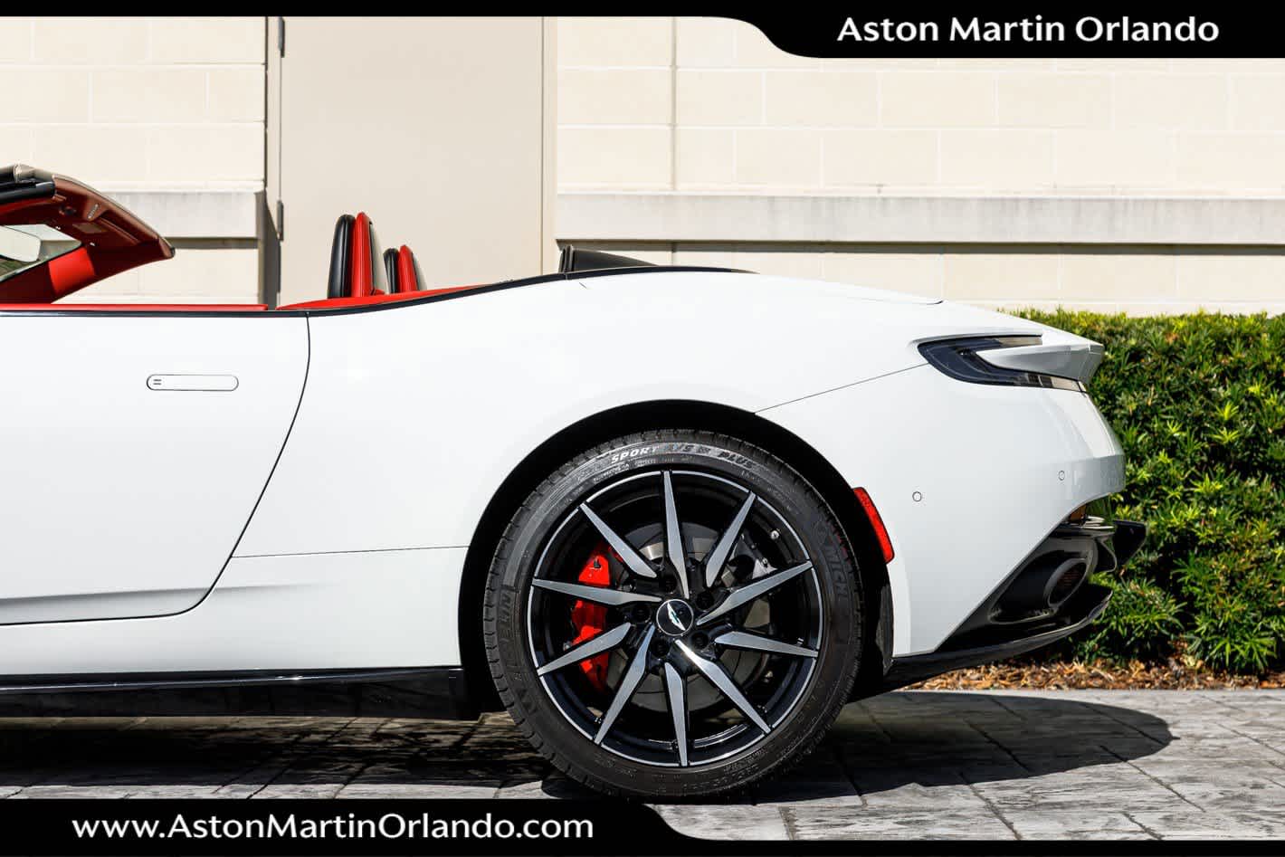 2019 Aston Martin DB11 Volante