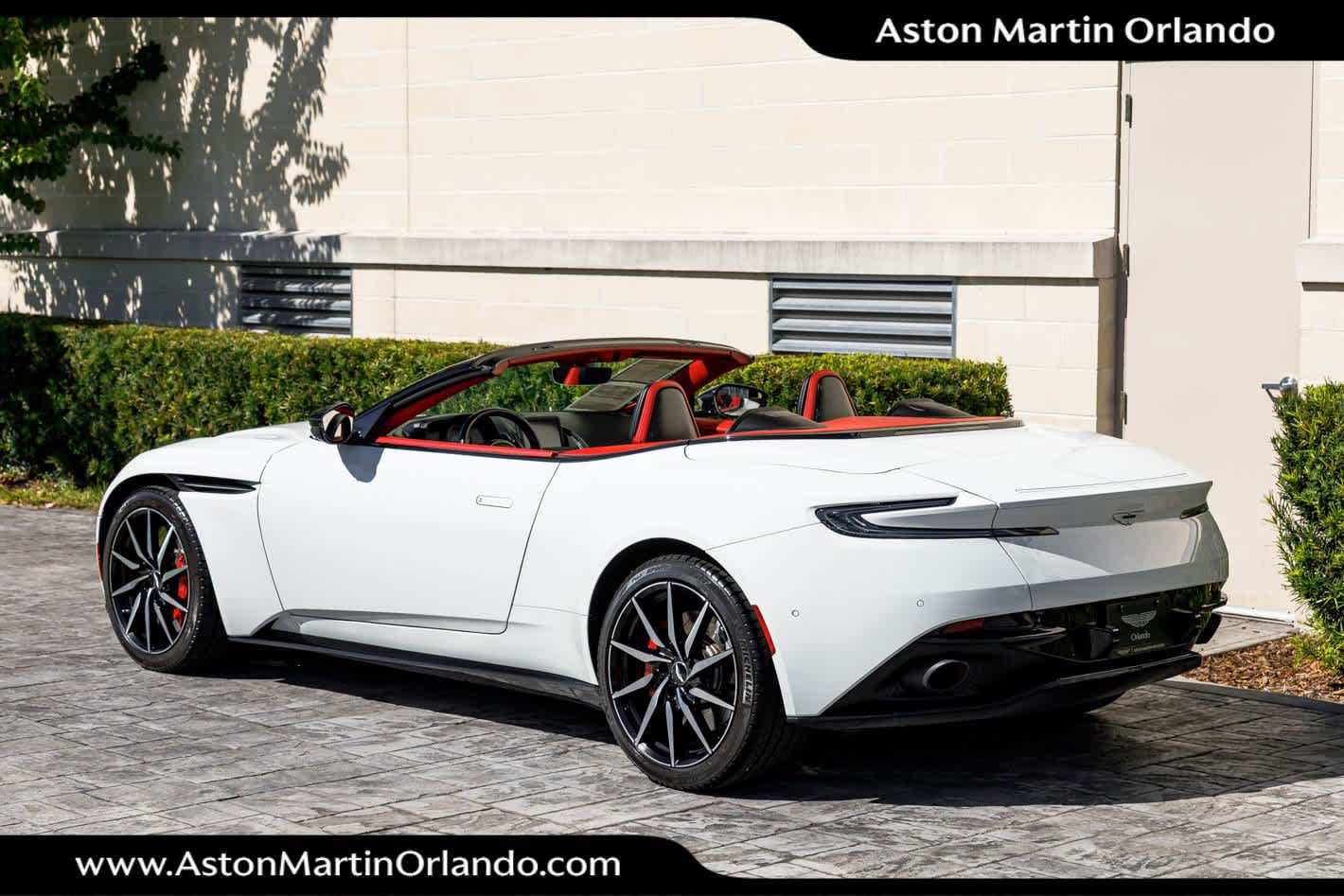 2019 Aston Martin DB11 Volante