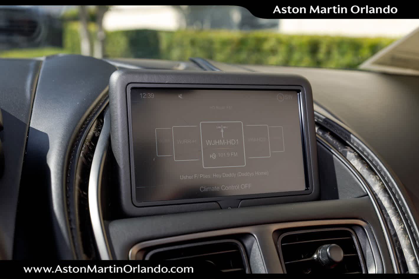 2019 Aston Martin DB11 Volante