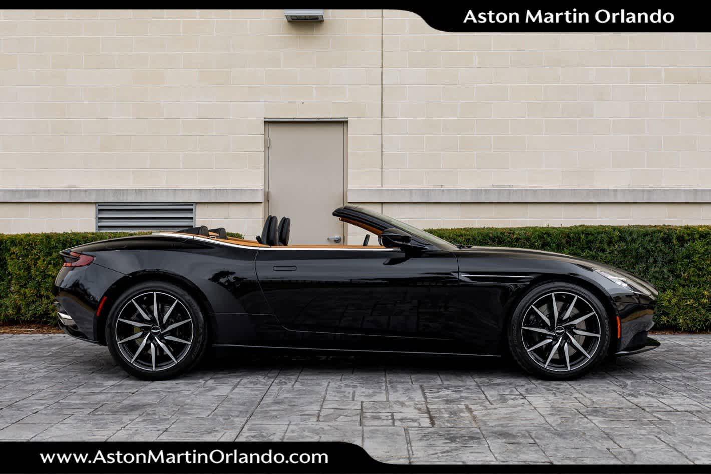 2019 Aston Martin DB11 Volante